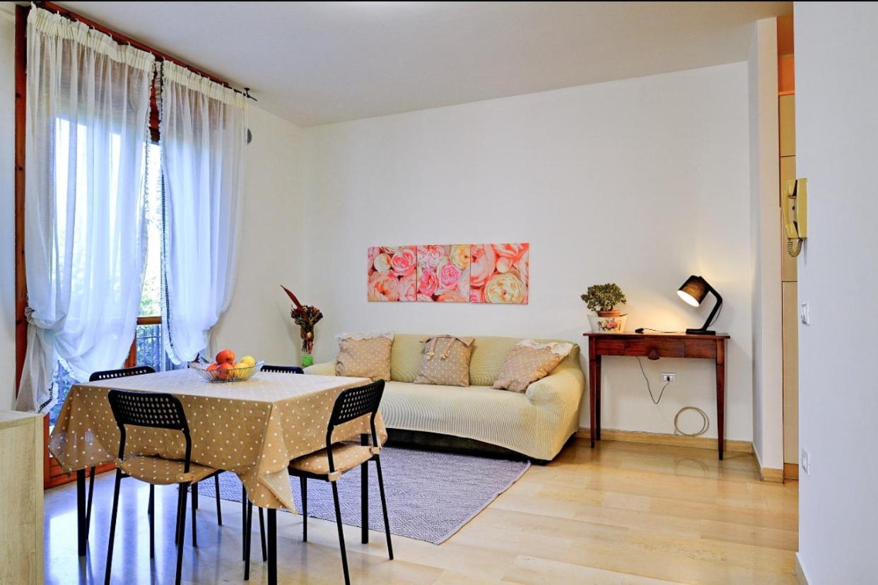Andry House Apartment Peschiera del Garda Exterior photo